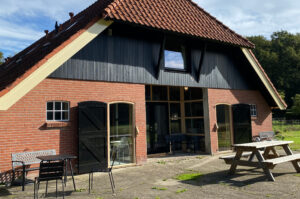 Buitenaanzicht accommodatie in Delden.