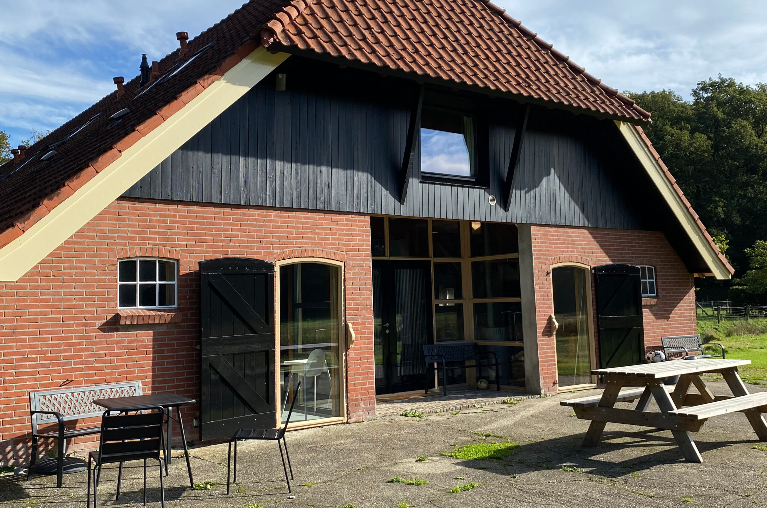 Buitenaanzicht accommodatie in Delden.