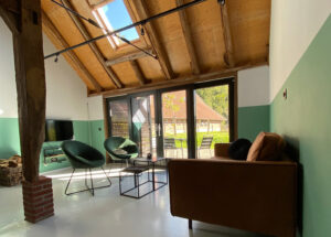 Het interieur van de groepsaccommodatie in Delden.